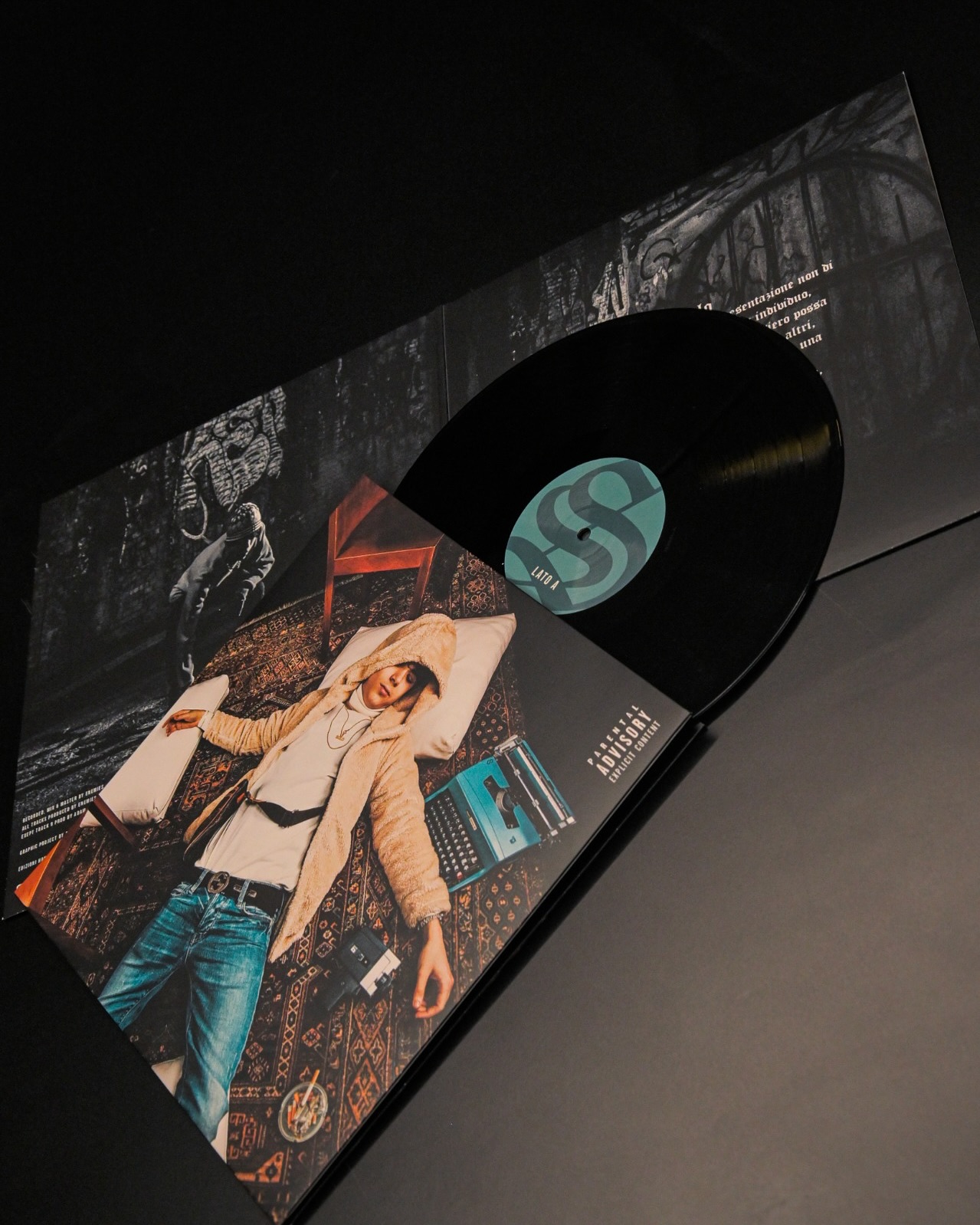 Gatefold aperto